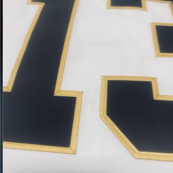 NWT BROCK PURDY MEDUIM NFL PLAYERS WHITE & GOLD SPECIAL EDITION 49ERS 75t… - Picture 6 of 13